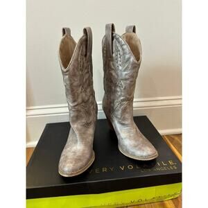 Very Volatile Nightbloom Denver Cowgirl Western Boots Silver Champagne 7.5
